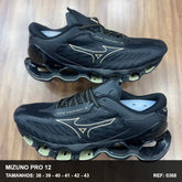 TENIS MIZUNO PRO 12 IMPORT - PRETO E DOURADO