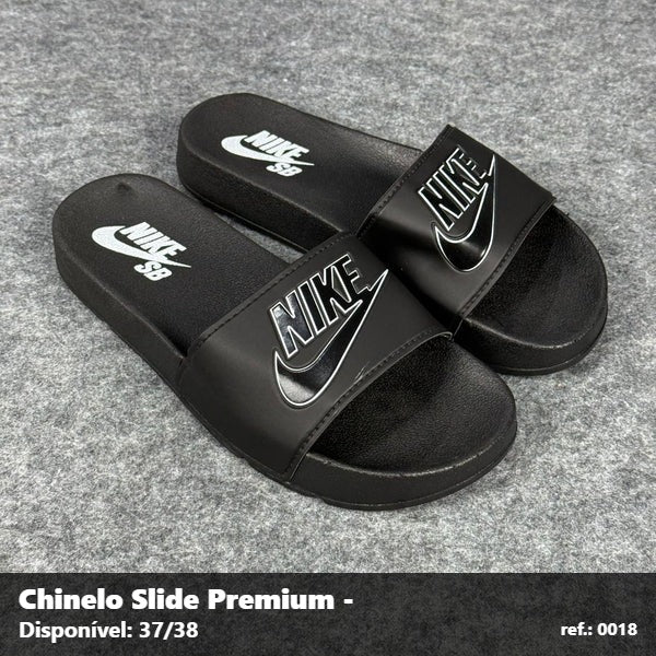 Chinelo Slide Nike SB - Preto com Branco 29