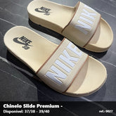 Chinelo Slide Nike SB - Bege detalhe Branco 34