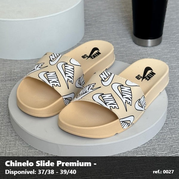 Chinelo Slide Nike SB - Bege detalhe Branco 38