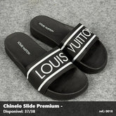 Chinelo Slide Louis Vuitton - Preto no Branco 02