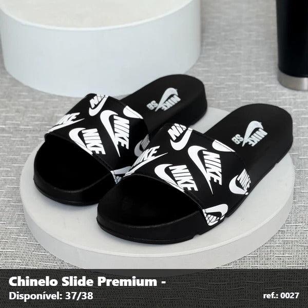 Chinelo Slide Nike SB - Preto Varias estampa no Branco 17
