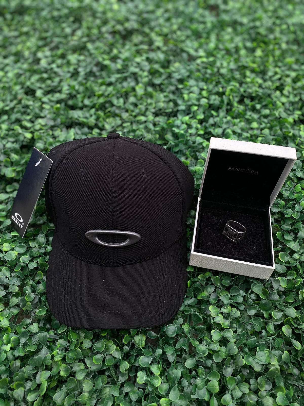 Conjunto Oakley / Boné (BLACK) e Dedeira