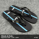 Chinelo - Nike (detalhe azul)