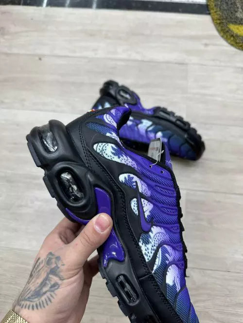 TENIS NIKE AIR MAX PLUS TN - DRAGÃO PRETO ROXO